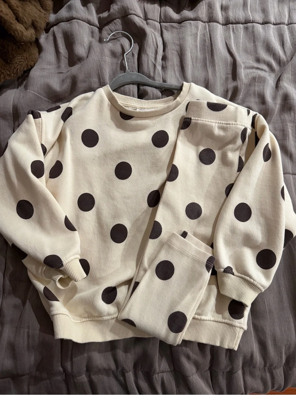 ZARA Kids Cream Polka Dot Sweatshirt & Ribbed Leggings Set | Size 4Y